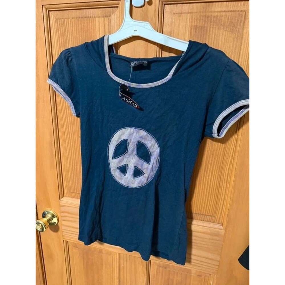 Gypsy Rose Made in Nepal Hand Dyed Tie Dye Y2K Peace Grunge Hooded T Shirt